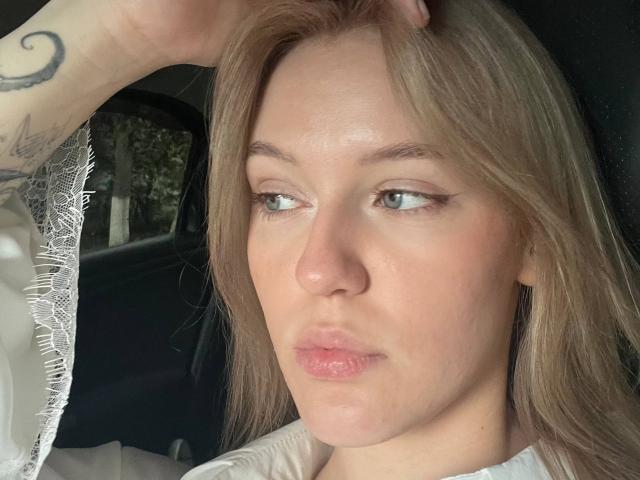 AnglaEntrekin - Live porn &amp; sex cam - 30442769
