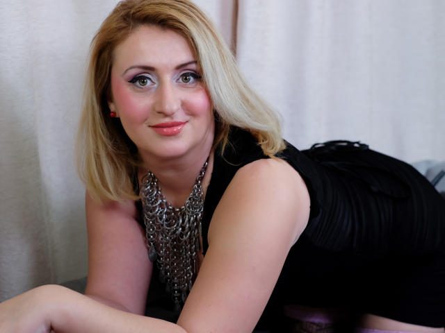 BlondeEllen - Sexe cam en vivo - 3046913