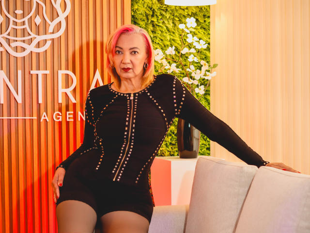 AmelieLux - Live sexe cam - 30470117