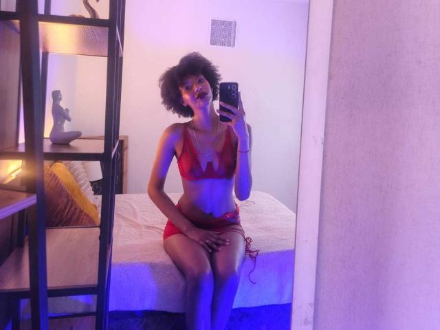 KiaraKamau - Live porn &amp; sex cam - 30473015