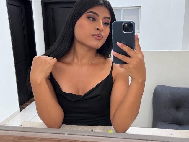MichelleNarvaez - Live porn &amp; sex cam - 30482018