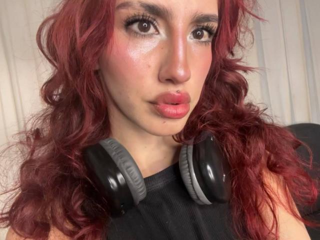 ElodieRoussee - Live porn &amp; sex cam - 30485036