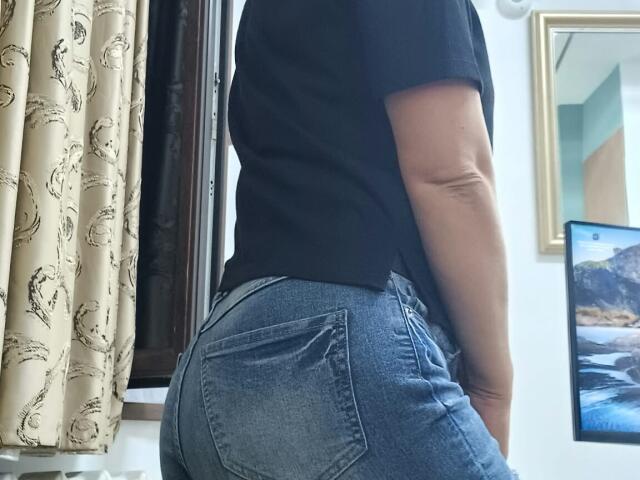 LauraSin - Live porn &amp; sex cam - 30490307