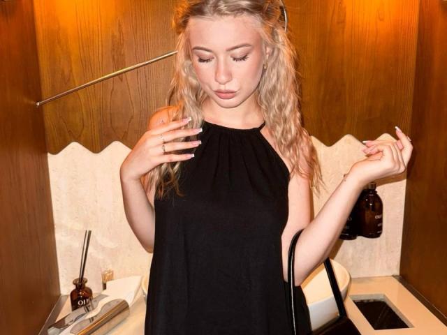 JoieGlasper - Live porn &amp; sex cam - 30493106