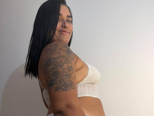 IvoneKing - Live porn &amp; sex cam - 30504713
