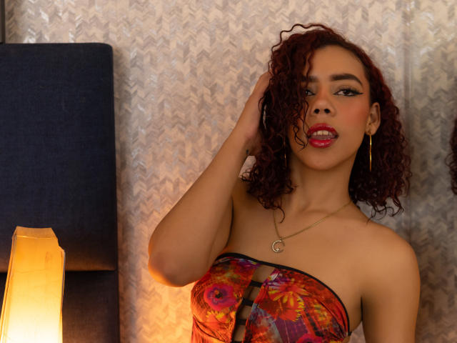 ValerieMartin - Live porn &amp; sex cam - 30508475