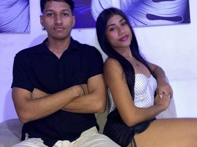 RoomieSsecretsss - Live porn &amp; sex cam - 30520295