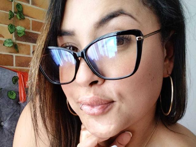 MirandaDreams - Live porn &amp; sex cam - 30534845