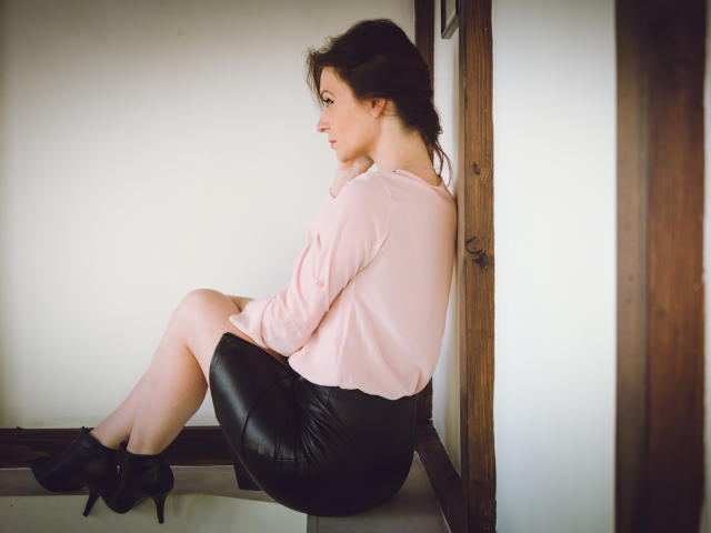 ClumsyK - Live sex cam - 3054308