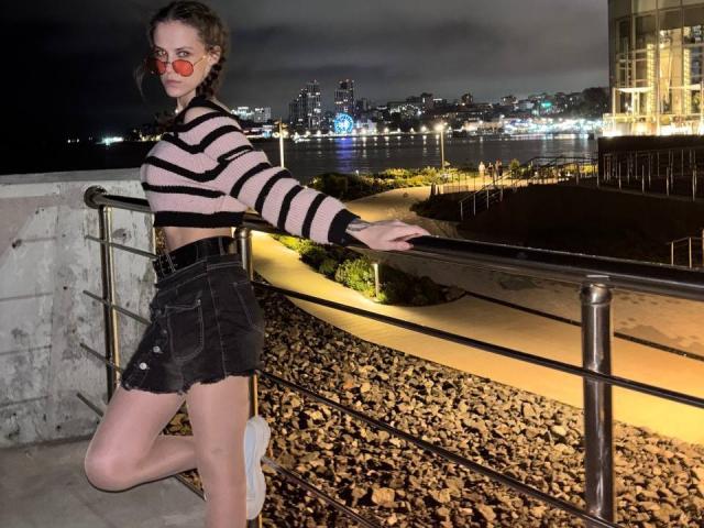 LorrineDebo - Live sex cam - 30543503