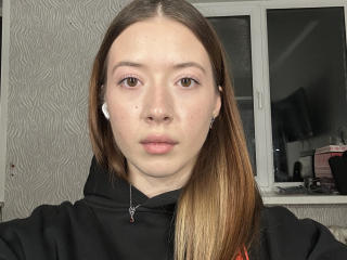 Δείτε την λεπτομερή καρτέλα του CamillaBoissonneault