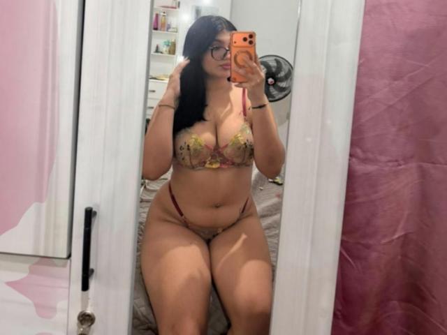 DaphneBrow - Live porn &amp; sex cam - 30555590