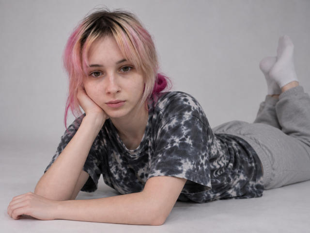 JulieYerry - Live porn &amp; sex cam - 30568502