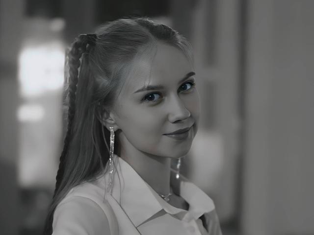 KizzieWickson - Élő pornó és szexkamera - 30572402