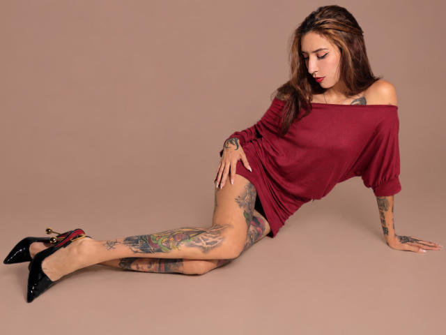BloodyMarys - Live porn &amp; sex cam - 30585776