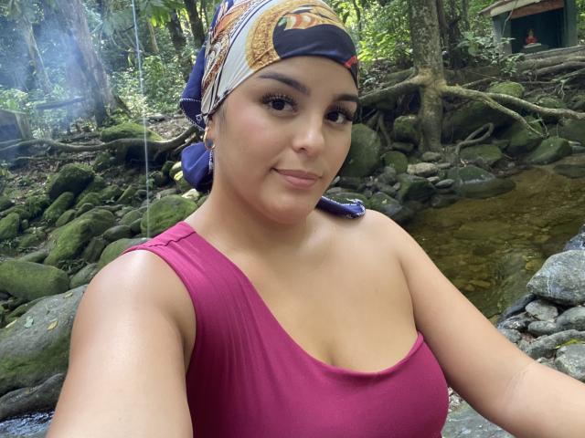 TalianaSquirt - Live porn &amp; sex cam - 30587075