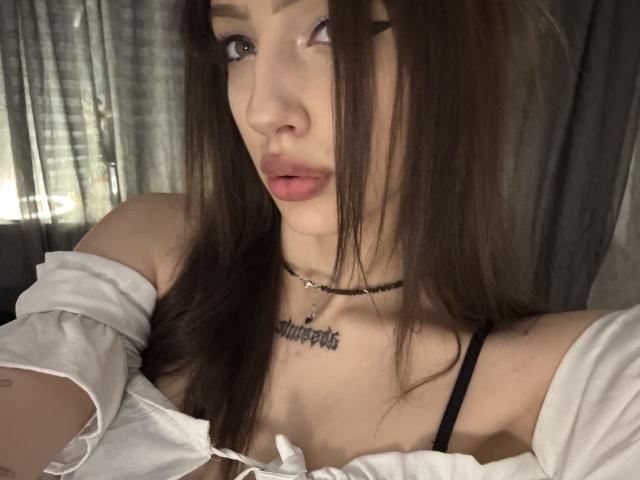 SimonneBrustkern - Live porn &amp; sex cam - 30594350
