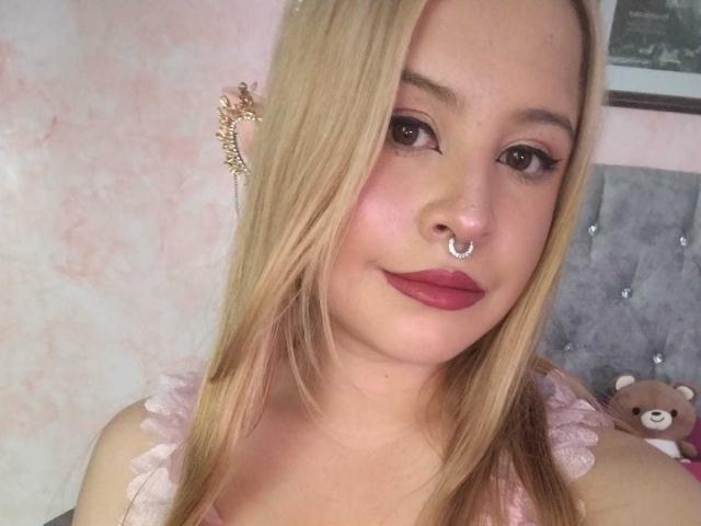 MelaniBecker - Live porn &amp; sex cam - 30595670