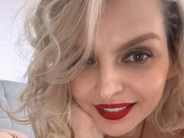 DouceAmelia - Live porn &amp; sex cam - 30595880