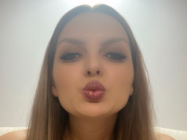 DouceAmelia - Live porn &amp; sex cam - 30595901