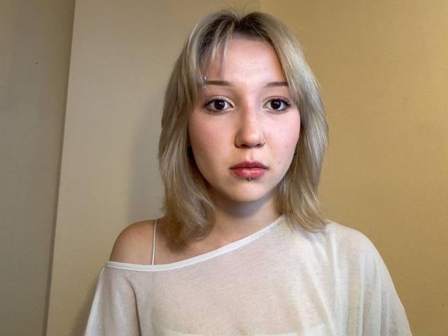 LorindaSiewert - Live porn &amp; sex cam - 30606779