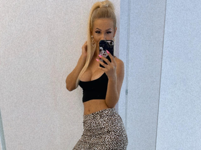 MoniqueBliss - Live porno og sexkamera - 30610781