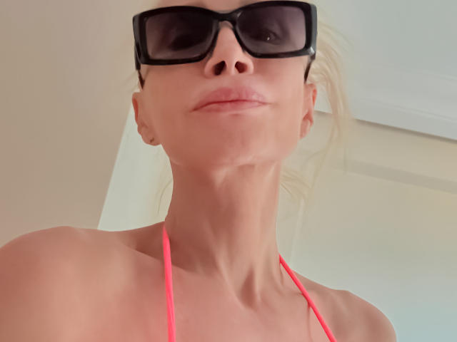 RitaFarell - Live porn &amp; sex cam - 30614663