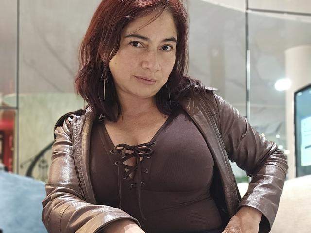AlessiaRed - Live porn &amp; sex cam - 30622154
