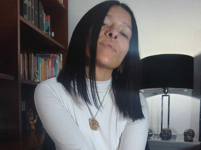 AmelieBlake - Élő pornó és szexkamera - 30630851