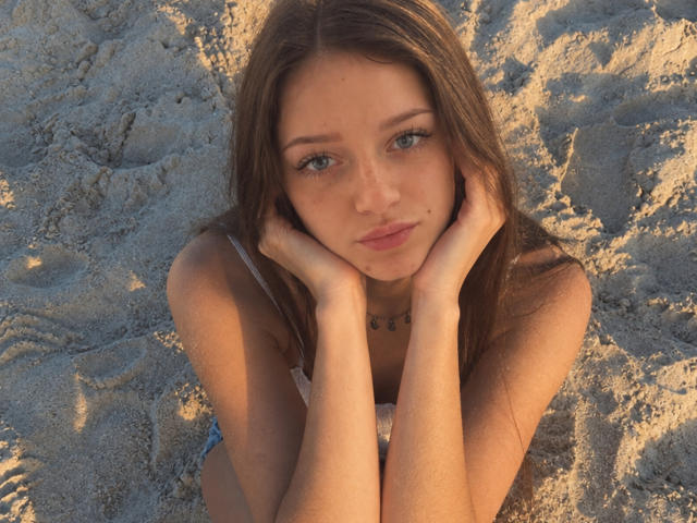 JoelleCalixte - сексуальная веб-камера в реальном времени - 30631298