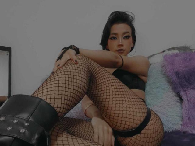 HenutmireRossi - Live porn &amp; sex cam - 30641306