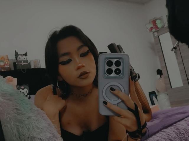 HenutmireRossi - Live porn &amp; sex cam - 30641315