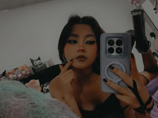 HenutmireRossi - Live porn &amp; sex cam - 30641327