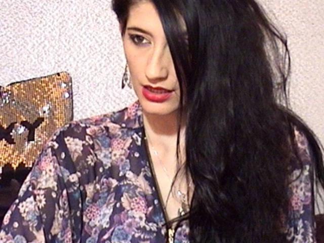 BeatrixCharm - Live Sex Cam - 3065593