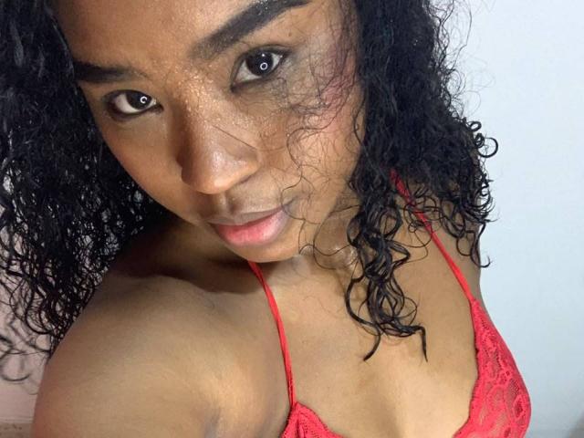 RoxxyEbony - Live porn &amp; sex cam - 30658259