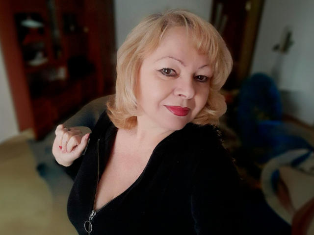 EvelynLoveShy - Live porn &amp; sex cam - 30663827