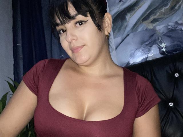 TalianaSquirt - Live porn &amp; sex cam - 30665882