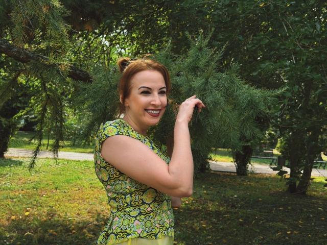 ElizabethSo - Live sex cam - 30667436