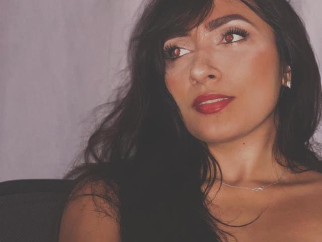 AmeliRoux - Live porn &amp; sex cam - 30668315