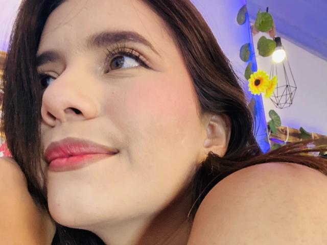 LucieMilner - Live porn &amp; sex cam - 30672854