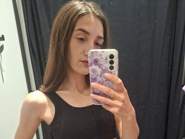MollieDower - Live porn &amp; sex cam - 30675281