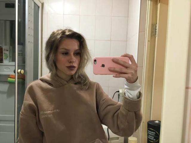 GracyMurre - Live porn &amp; sex cam - 30677252