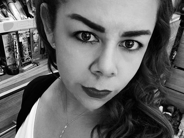 EmiliaMilf - Sexe cam en vivo - 30682097