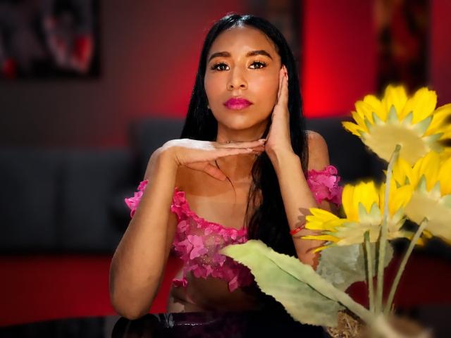 ValentinaRouses - Live porn &amp; sex cam - 30683369
