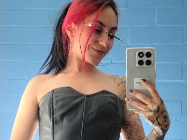 AmyStreetwise69 - Live porn &amp; sex cam - 30684029
