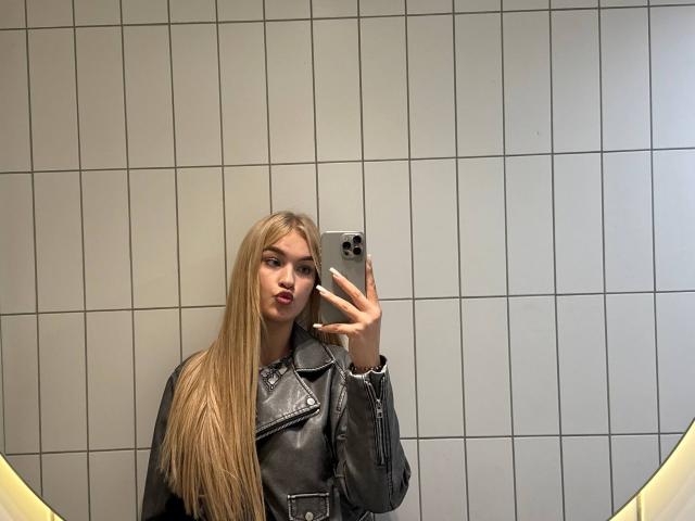 AlinaLemon - Live porn &amp; sex cam - 30686420