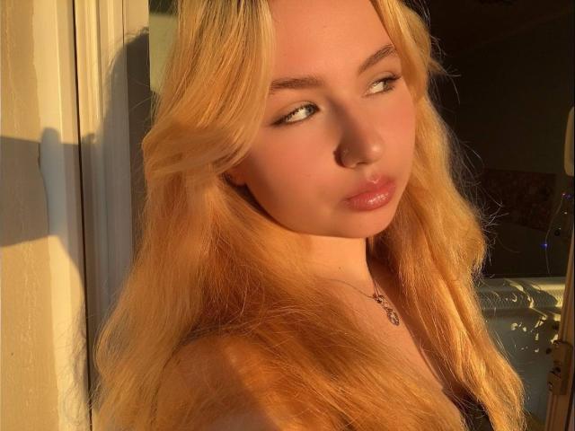MoiraKlammer - Live porn &amp; sex cam - 30686780