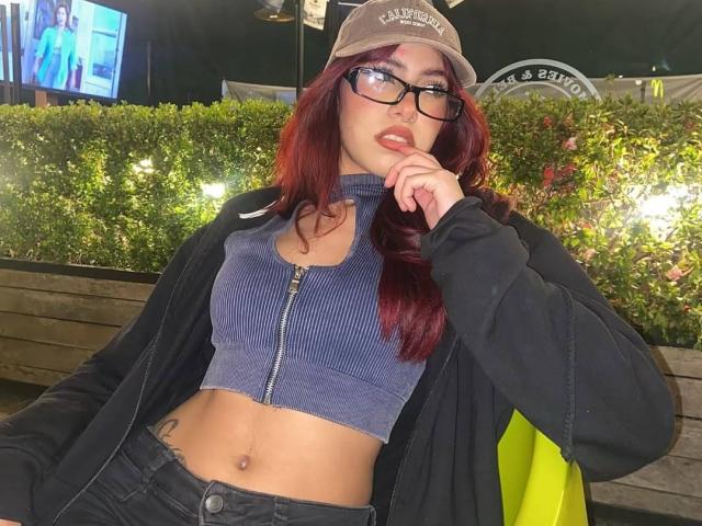 CherryMorganHot - Live porn &amp; sex cam - 30692180