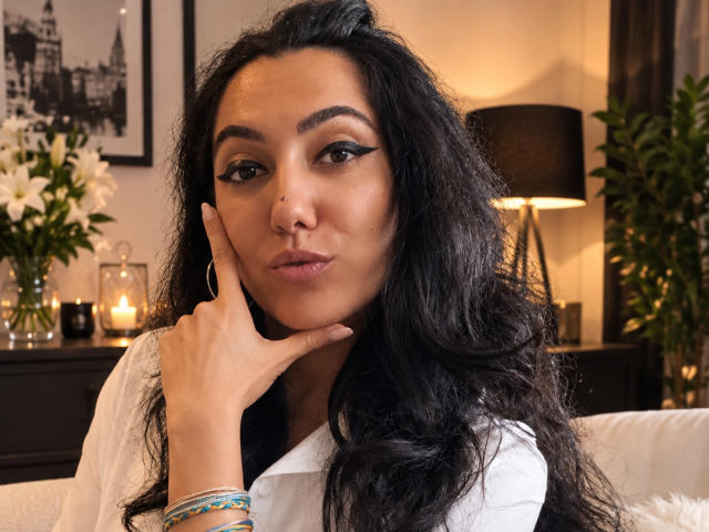 BellaVelvetNoir - Live porn &amp; sex cam - 30693668