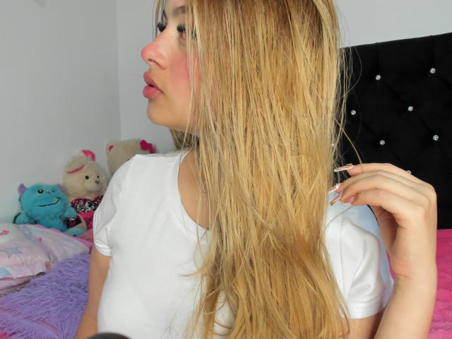 ShantalSummer - Live porn &amp; sex cam - 30701921